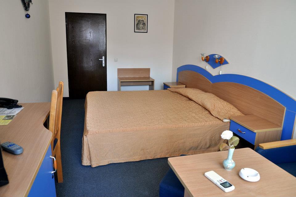 Hotel Ogosta Монтана Екстериор снимка